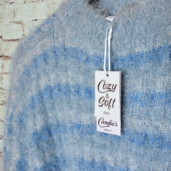 Candies | Blue Stripe Fuzzy Eyelash Sweater - Picture 4 of 6